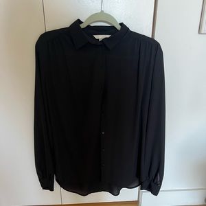 Black collared blouse, really good condition, perfect for work
